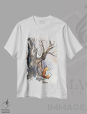 تیشرت سفید طرح دار دم روباه، مدیوم اثر دن تاویس | فروشگاه ایماژ