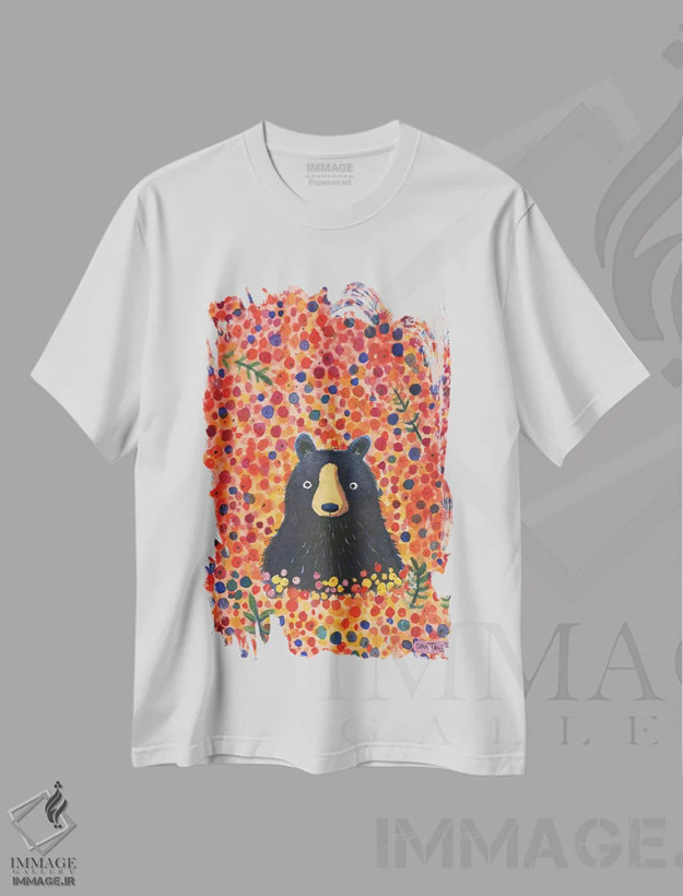 تیشرت سفید طرح دار خرس سیاه و توت ها، مدیوم اثر دن تاویس | فروشگاه ایماژ