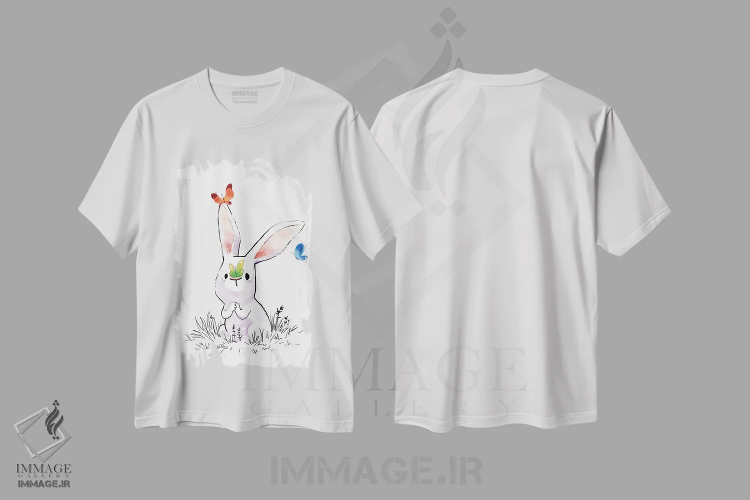تیشرت سفید طرح دار خرگوش و سه پروانه، هنر دیجیتال اثر دن تاویس | immage.ir