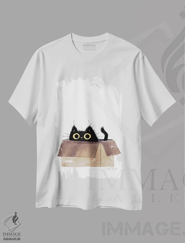تیشرت سفید طرح دار گربه سیاه در جعبه، مدیوم اثر دن تاویس | immage.ir