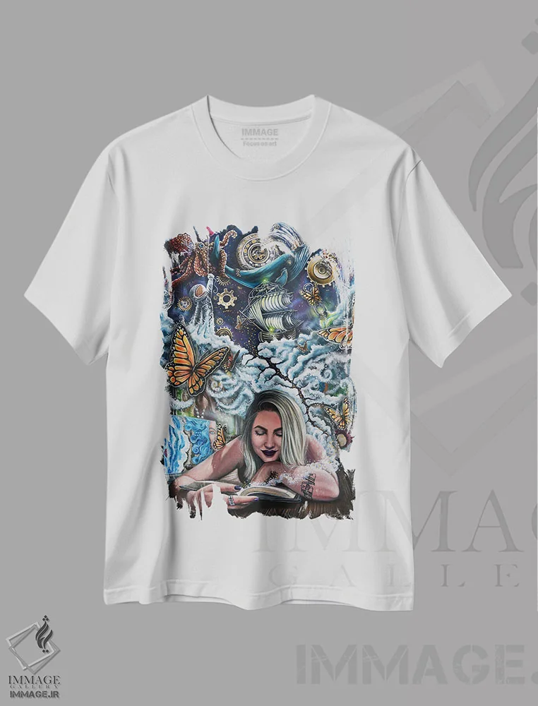 تیشرت سفید طرح دار پرتره از خود، هنر فاخر معاصر اثر دکوتا دیت ویلر | immage.ir