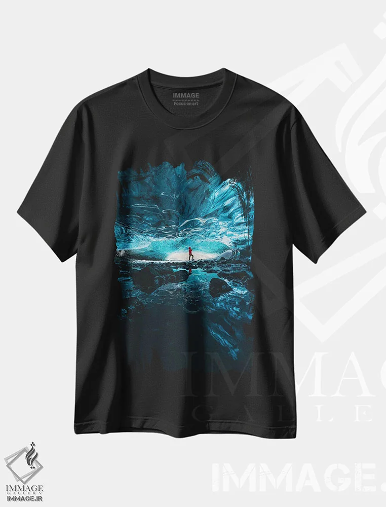 تیشرت مشکی طرح دار ایسلند سه، مدیوم اثر دایسوکه اوئه ماتسو | immage.ir