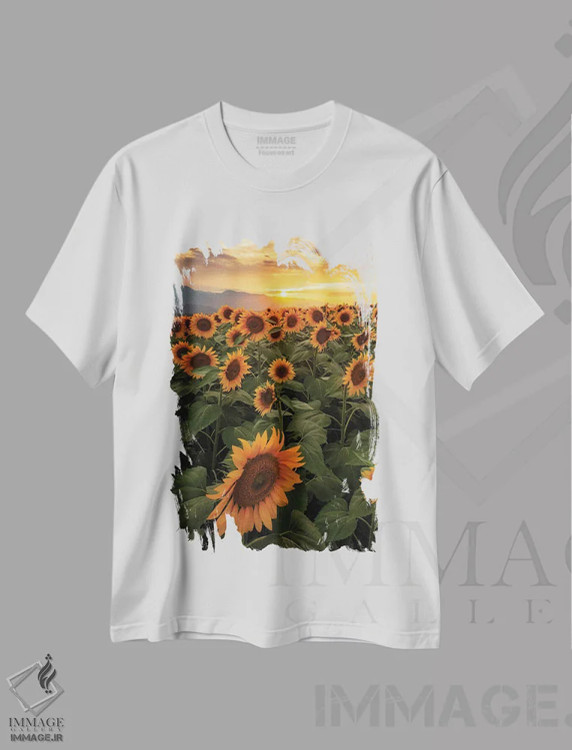 تیشرت سفید طرح دار تابستان در ژاپن نوزدهم، مدیوم اثر دایسوکه اوئه ماتسو | immage.ir