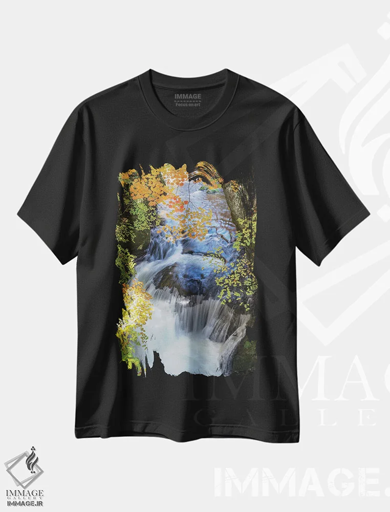 تیشرت مشکی طرح دار پاییز در ژاپن هفده، مدیوم اثر دایسوکه اوئه ماتسو | immage.ir