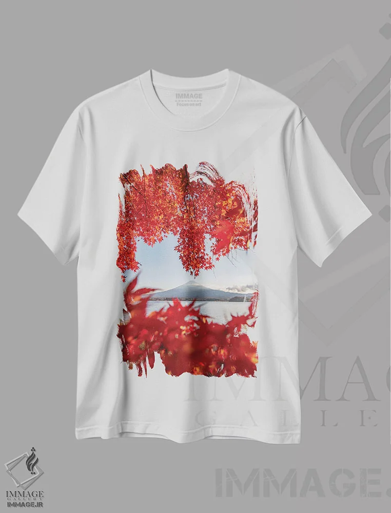 تیشرت سفید طرح دار پاییز در ژاپن سه، مدیوم اثر دایسوکه اوئه ماتسو | immage.ir
