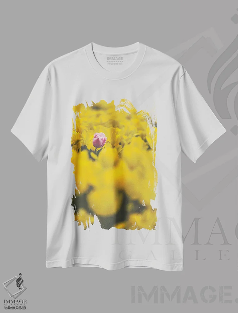 تیشرت سفید طرح دار بهار در ژاپن چهارده، مدیوم اثر دایسوکه اوئه ماتسو | immage.ir