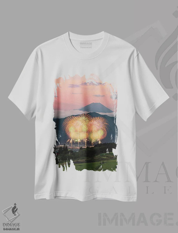 تیشرت سفید طرح دار تابستان در ژاپن پنج، مدیوم اثر دایسوکه اوئه ماتسو | immage.ir