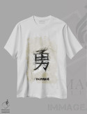 تیشرت سفید طرح دار طرح شجاعت، دکور آسیایی اثر دورو آرت | immage.ir