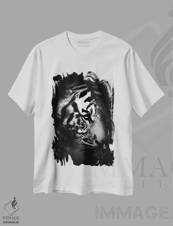 تیشرت سفید طرح دار غیرقابل کنترل V، هنر دیجیتال اثر دورو آرت | immage.ir