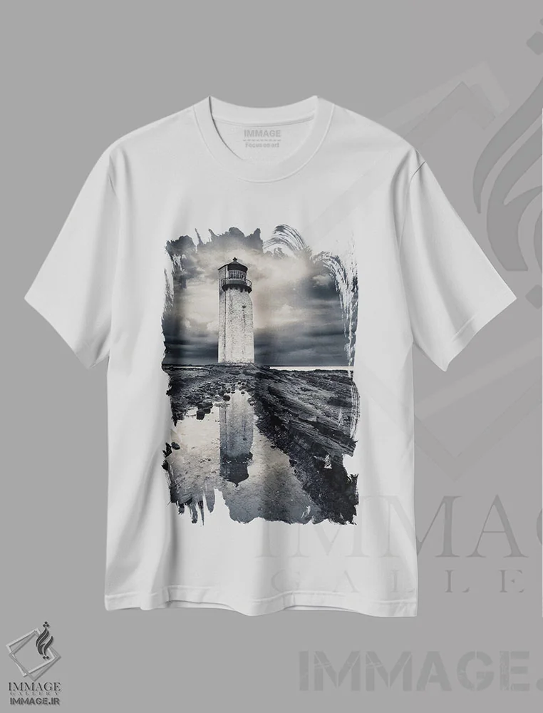 تیشرت سفید طرح دار فانوس دریایی ساترنِس، عکاسی سیاه و سفید اثر دیو بومن | فروشگاه ایماژ