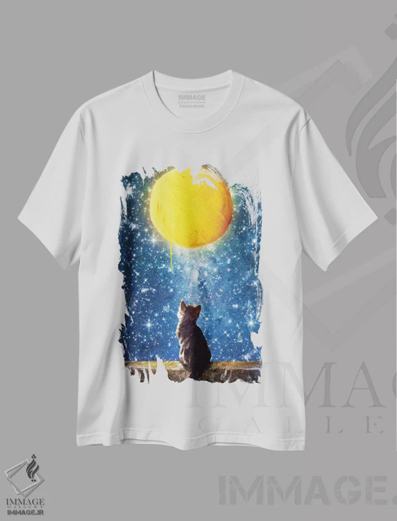 تیشرت سفید طرح دار یک افسانه از ماه اثر دیوگو وریسی مو | immage.ir