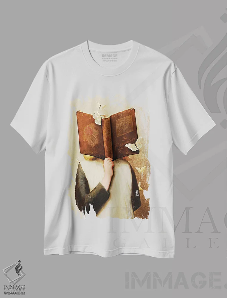 تیشرت سفید طرح دار خواننده، دکوراسیون جایگزین اثر دیوگو وریسی مو | فروشگاه ایماژ