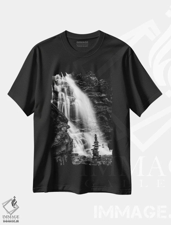 تیشرت مشکی طرح دار نگهبان پاییز ۲، عکاسی سیاه و سفید اثر دیوید گاردینر | فروشگاه ایماژ