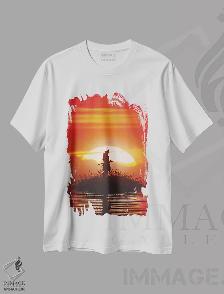 تیشرت سفید طرح دار پس از آخرین نفس، تزئینی اثر داوانش آتری | immage.ir