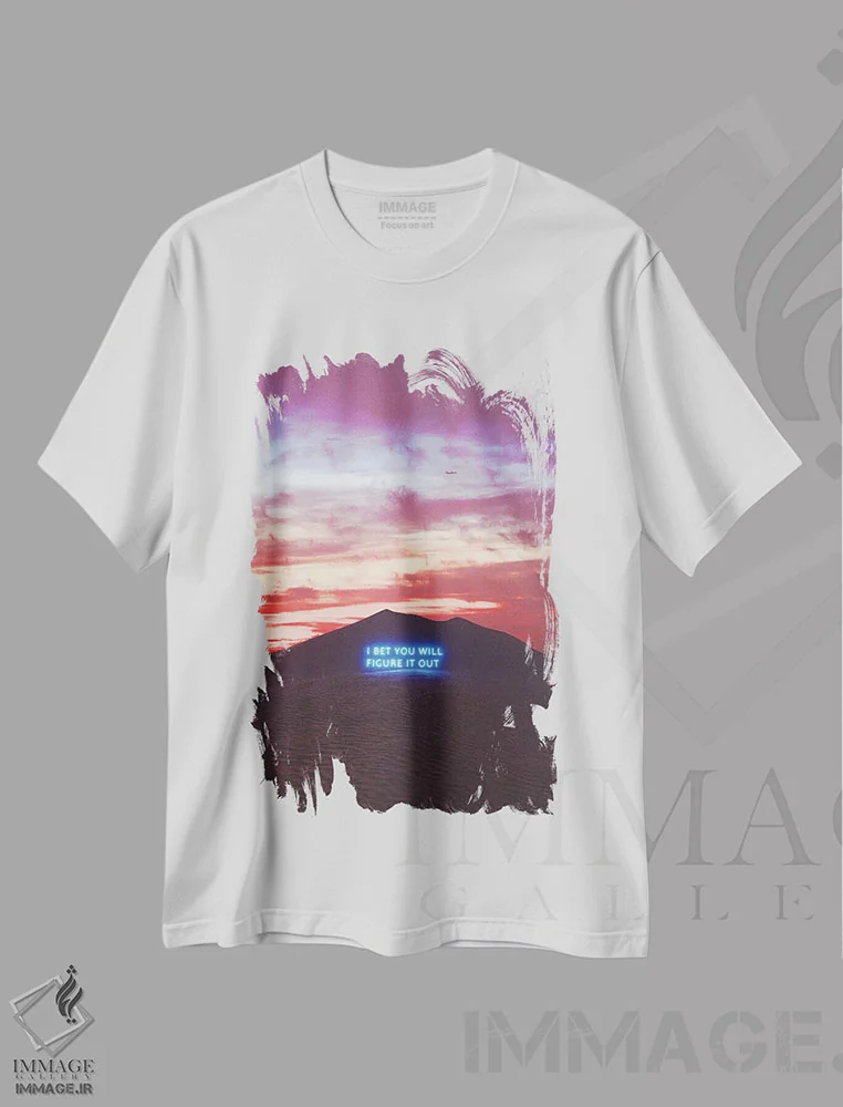 تیشرت سفید طرح دار تأییدیه، تزئینی اثر داوانش آتری | immage.ir