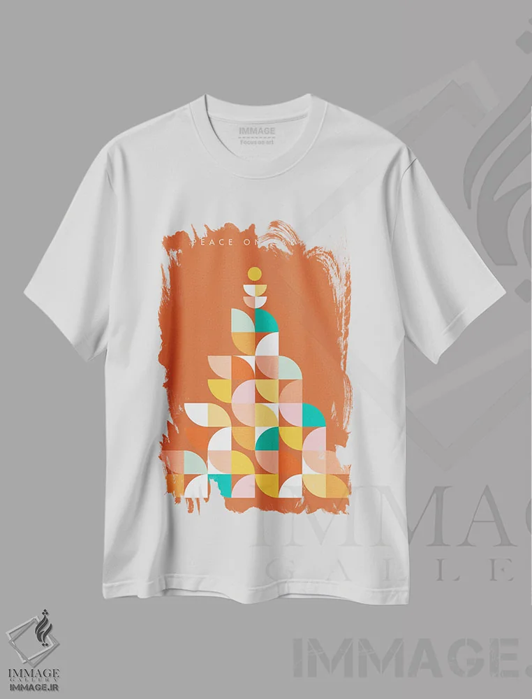تیشرت سفید طرح دار درخت کریسمس مدرن میان قرن ۴، آبستره اثر دومینیک واری | immage.ir