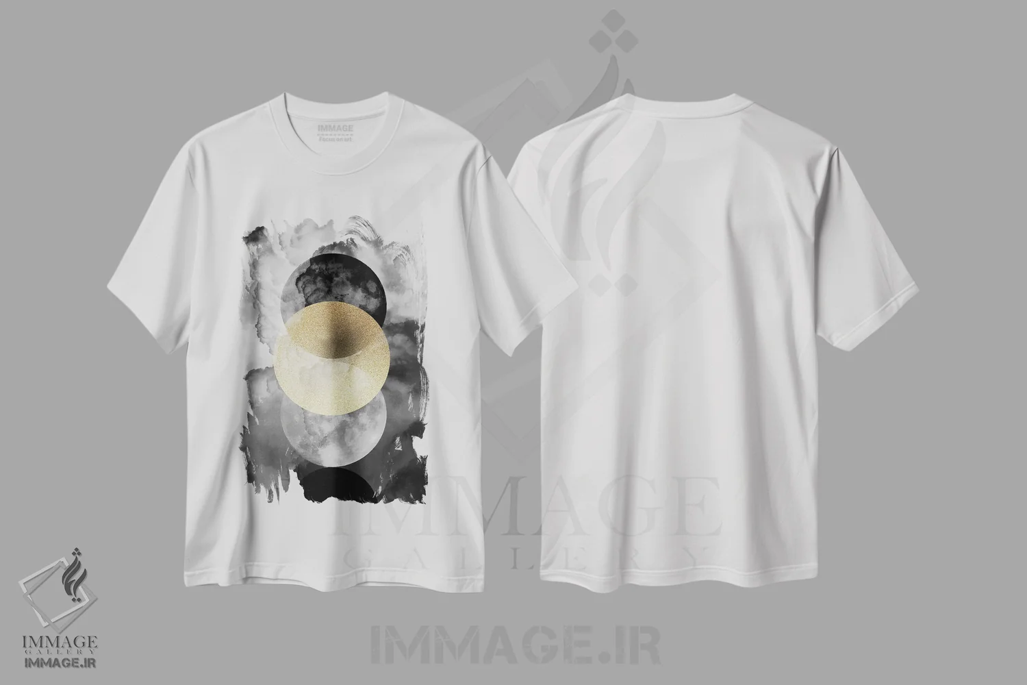 تیشرت سفید طرح دار فازهای ماه در میان ابرها، تزئینی اثر دومینیک واری | فروشگاه ایماژ