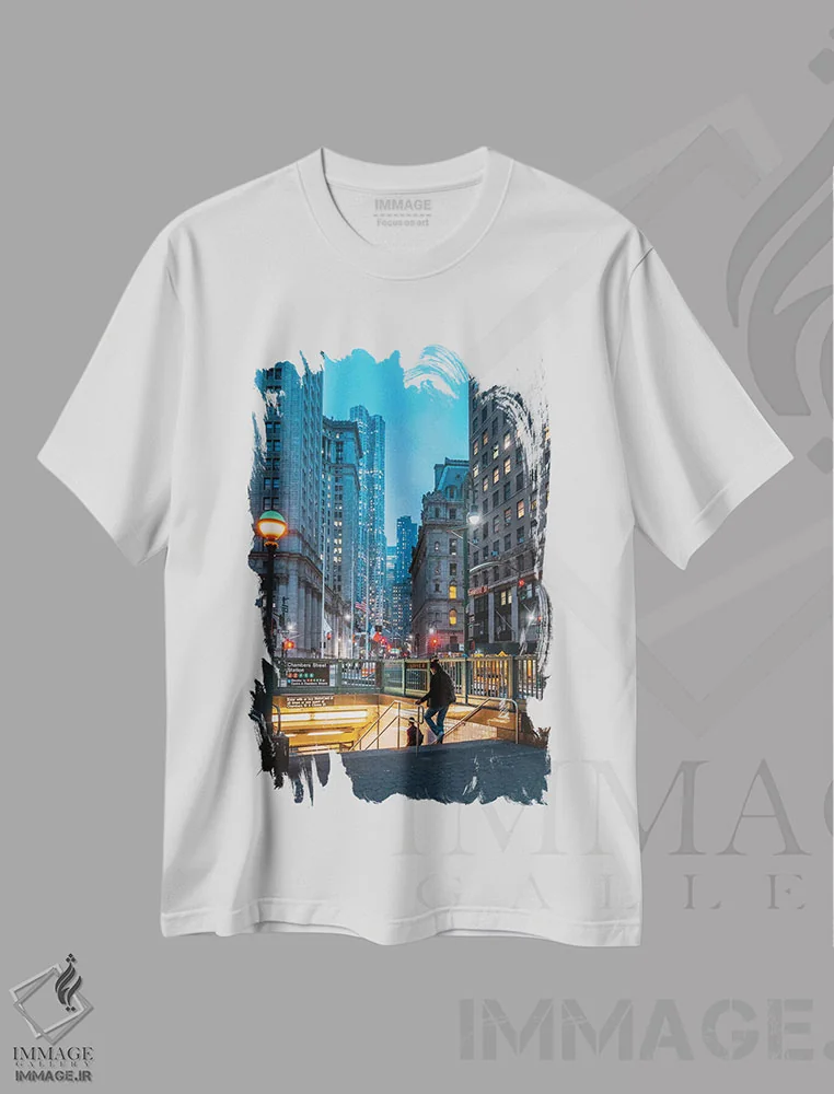 تیشرت سفید طرح دار ساعت آبی در منطقه مالی نیویورک، مدیوم اثر دیلان واکر | immage.ir