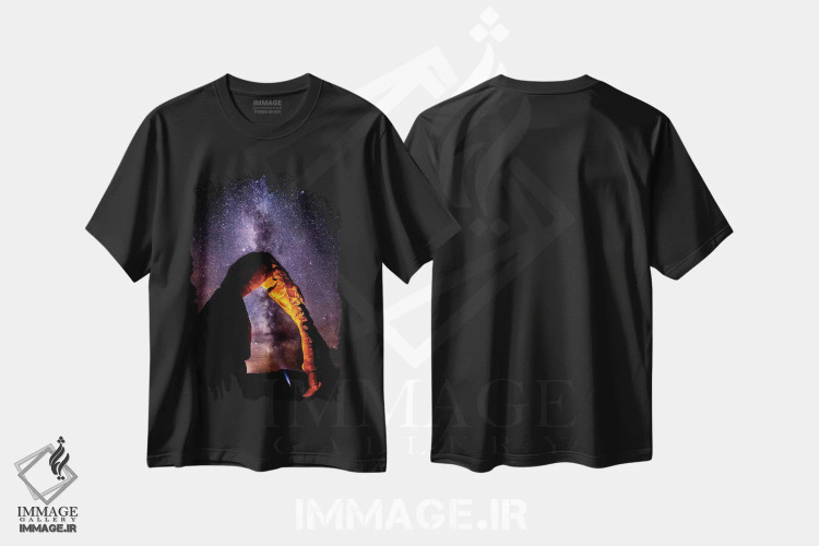 تیشرت مشکی طرح دار اکتشاف گر راه شیری، مدیوم اثر دارن وایت فوتوگرافی | فروشگاه ایماژ