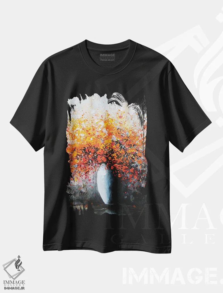 تیشرت مشکی طرح دار دسته گل درخشان، دکور معاصر اثر اریک برونی | immage.ir