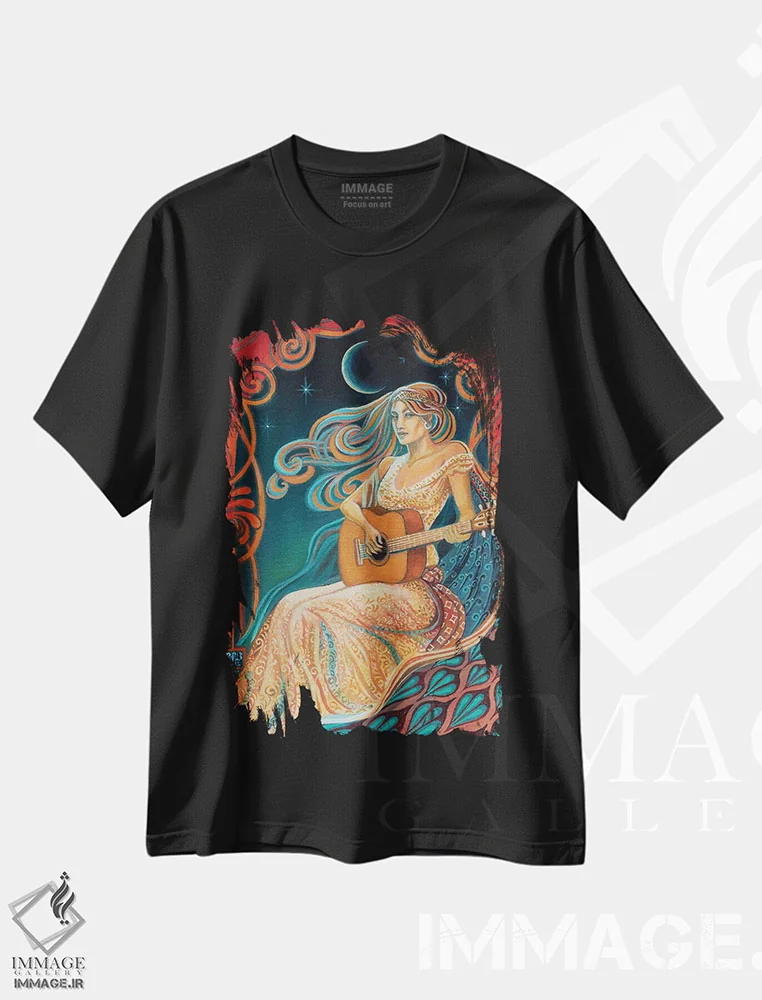 تیشرت مشکی طرح دار ماه کولی، مدیوم اثر امیلی بالیوت | فروشگاه ایماژ