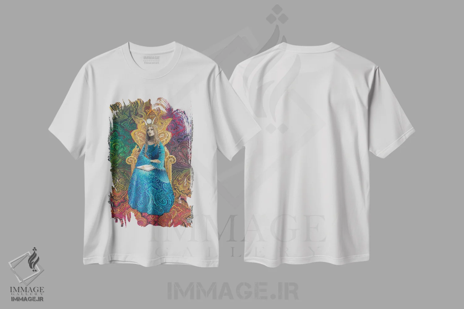 تیشرت سفید طرح دار کاهنهٔ اعظم، مدیوم اثر امیلی بالیوت | immage.ir