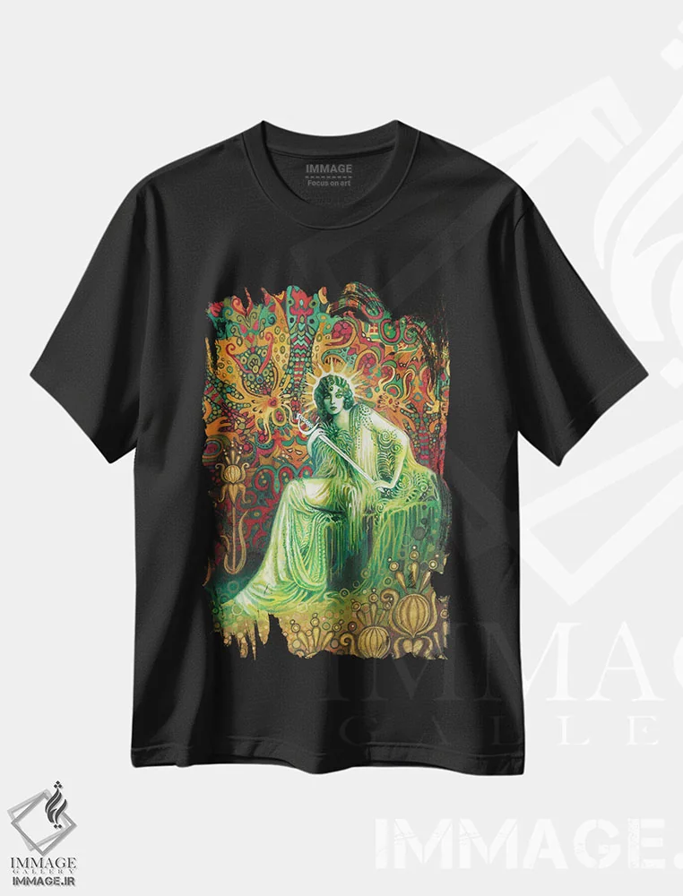 تیشرت مشکی طرح دار ملکهٔ شمشیرها، مدیوم اثر امیلی بالیوت | immage.ir