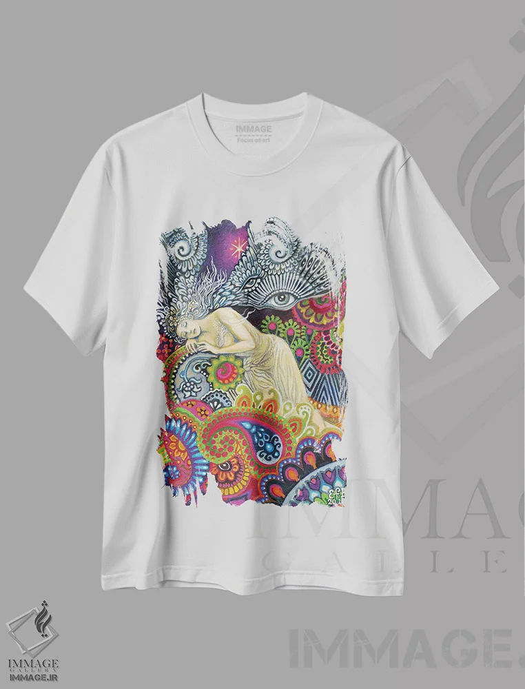 تیشرت سفید طرح دار تیا: الهه بینایی و نور آسمانی، دکوراسیون جایگزین اثر امیلی بالیوت | فروشگاه ایماژ