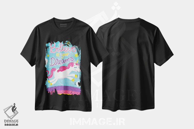 تیشرت مشکی طرح دار رؤیاهای اسب شاخدار، تزئینی اثر امیلی کرامول | فروشگاه ایماژ