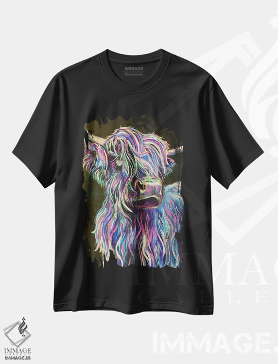تیشرت مشکی طرح دار گاو کوهستانی، دکور روستایی اثر اما کاترین دبس | immage.ir