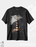 تیشرت مشکی طرح دار سواری ماه ۲۴، هنر دیجیتال اثر انکل دیکا | فروشگاه ایماژ