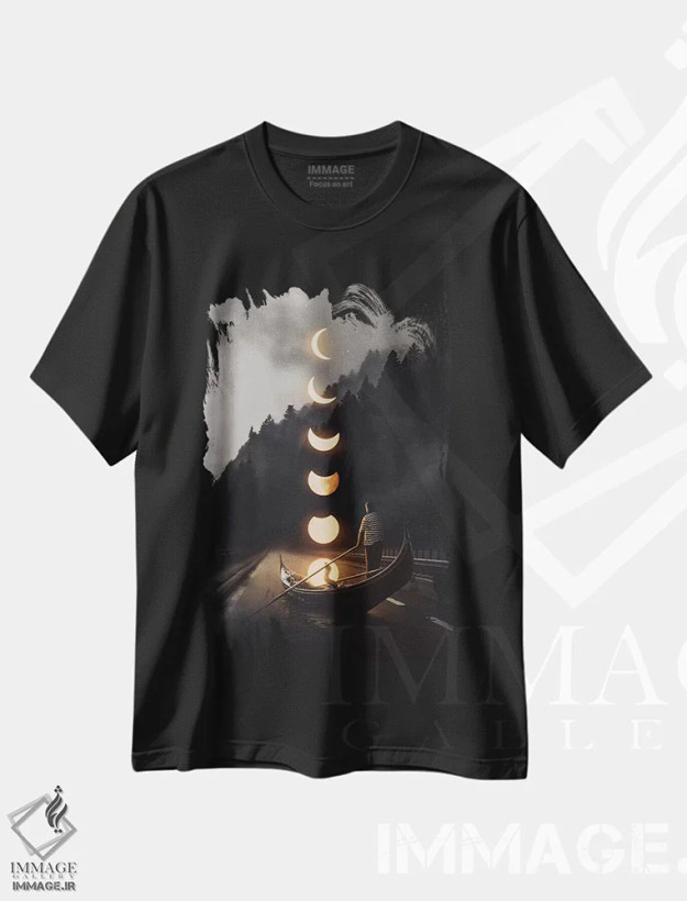 تیشرت مشکی طرح دار سواری ماه ۲۴، هنر دیجیتال اثر انکل دیکا | فروشگاه ایماژ
