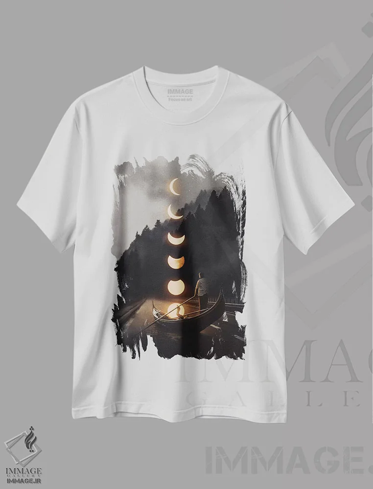 تیشرت سفید طرح دار سواری ماه ۲۴، هنر دیجیتال اثر انکل دیکا | immage.ir