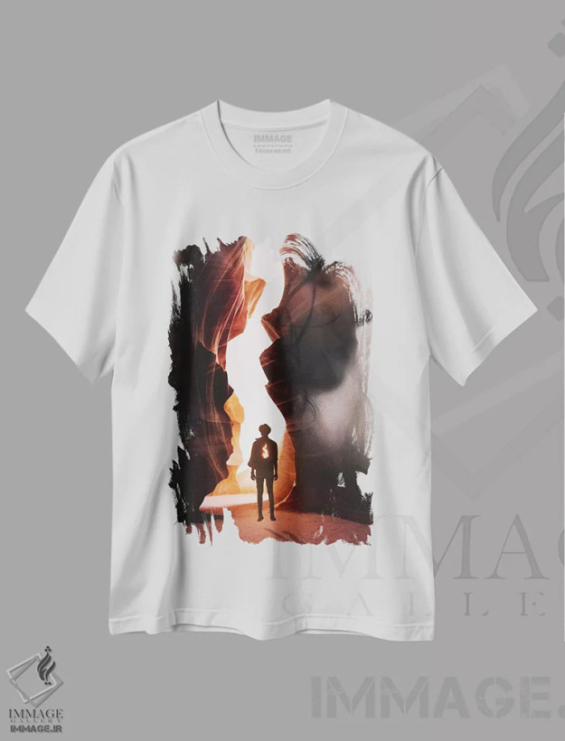 تیشرت سفید طرح دار معمای همیشگی، هنر دیجیتال اثر انکل دیکا | فروشگاه ایماژ