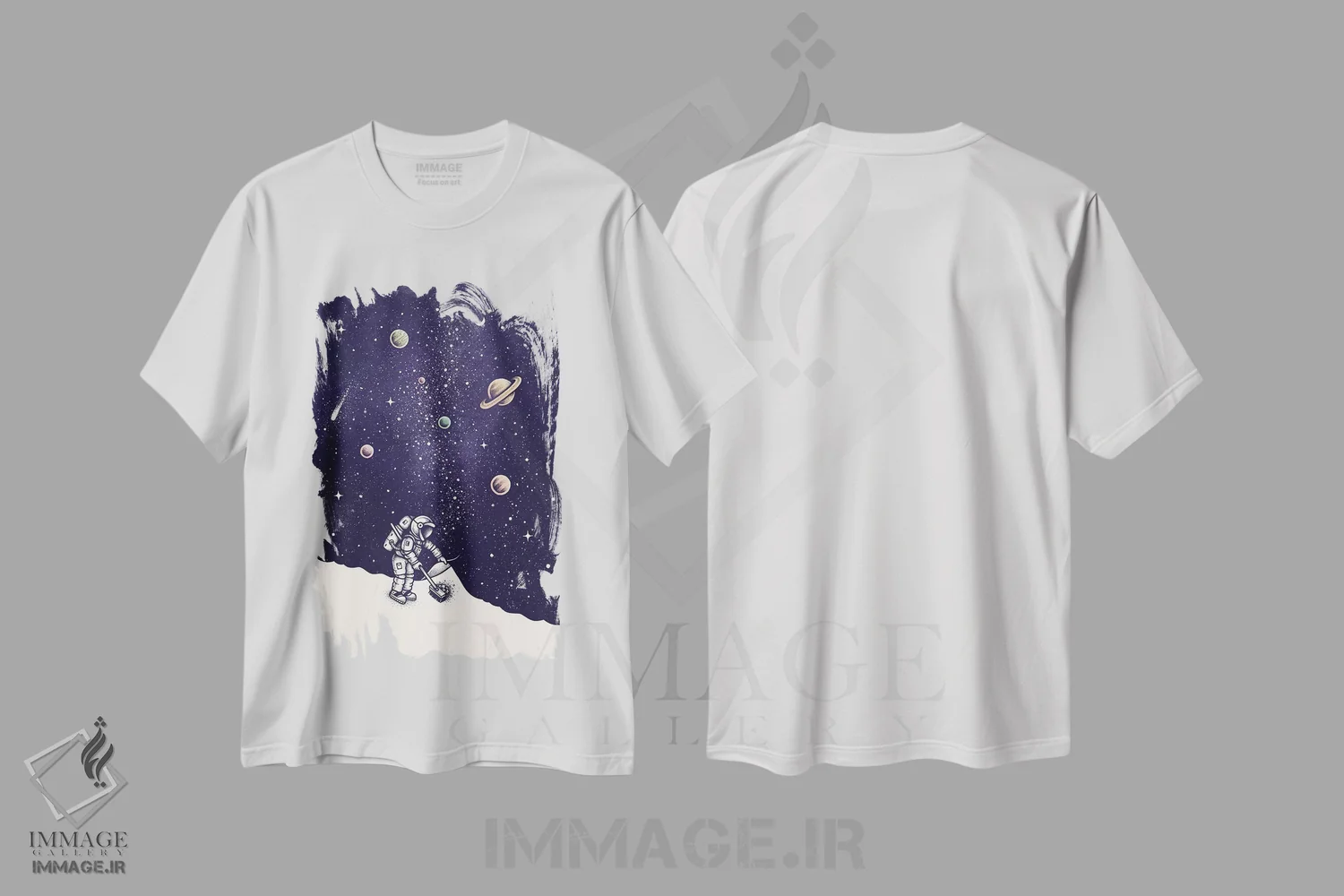 تیشرت سفید طرح دار رنگ گرد و غبار فضایی، هنر دیجیتال اثر انکل دیکا | فروشگاه ایماژ