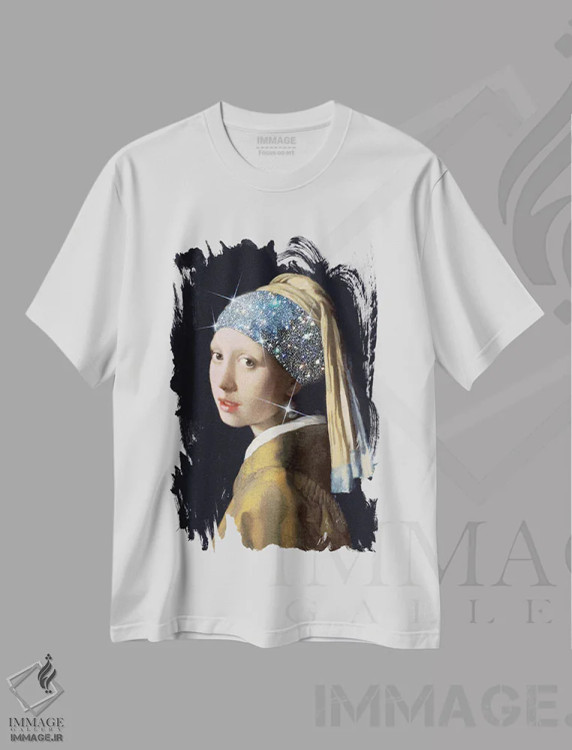 تیشرت سفید طرح دار دختر زرق وبرق دار، هنر دیجیتال اثر آرت اله | immage.ir