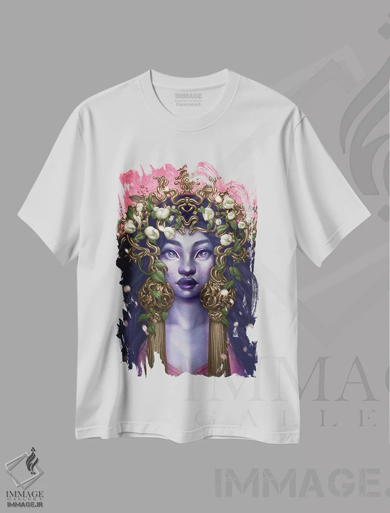 تیشرت سفید طرح دار آغاز، دکور آفریقایی اثر اجیوا ابنبه | فروشگاه ایماژ