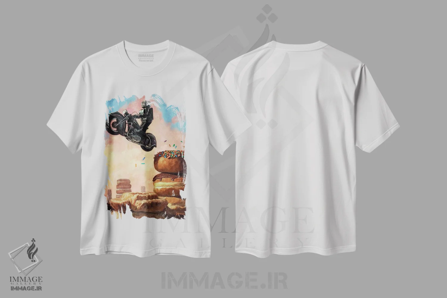 تیشرت سفید طرح دار سوارکار تاریکی دوباره، دکور معاصر اثر اریک جوینر | فروشگاه ایماژ