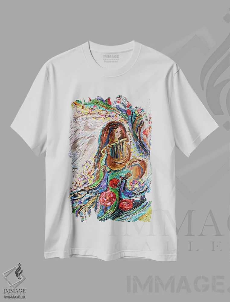 تیشرت سفید طرح دار نوازندهٔ چنگ: آوای موسیقی، هنر فاخر معاصر اثر النا کوتلیارکر | فروشگاه ایماژ