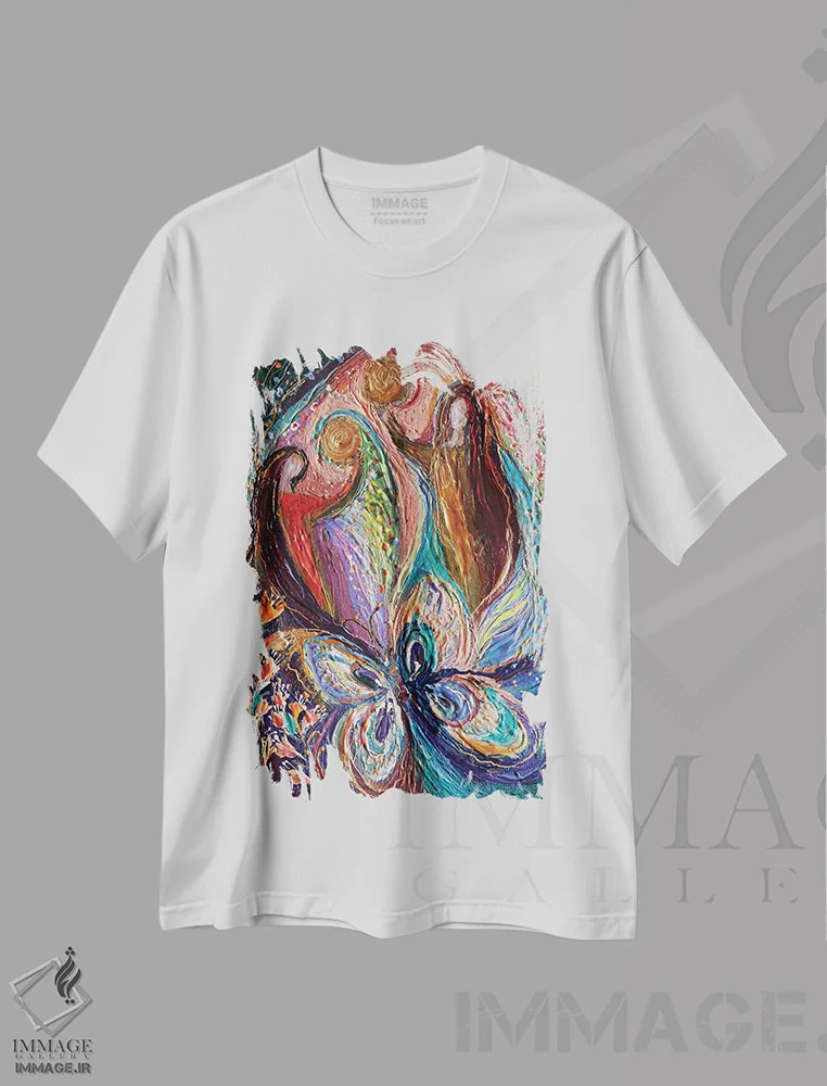 تیشرت سفید طرح دار بازی و رقص: پنل راست، هنر فاخر معاصر اثر النا کوتلیارکر | immage.ir