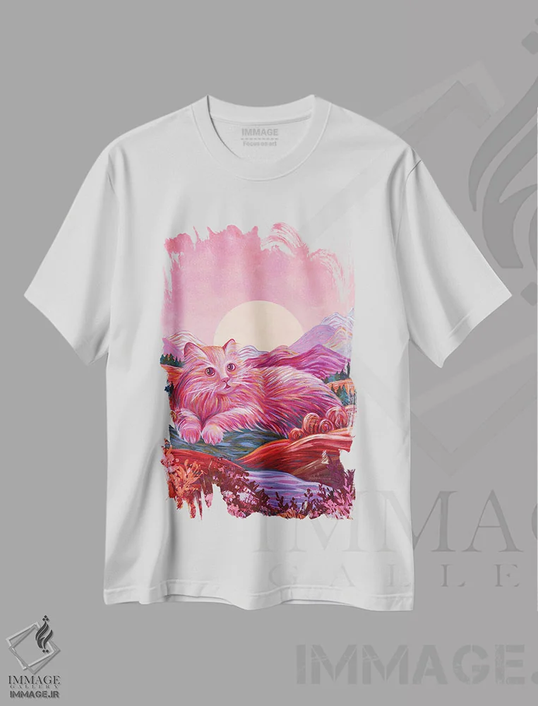 تیشرت سفید طرح دار گربه در میان تپه ها، دکور معاصر اثر اکاترینا پریسیچ | immage.ir