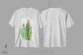 تیشرت سفید طرح دار کاکتوس گل دهنده، دکور معاصر اثر اکاترینا پریسیچ | فروشگاه ایماژ