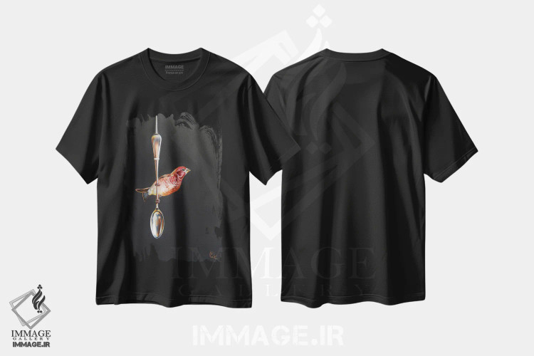 تیشرت مشکی طرح دار قاشق آنتیک و فنچ، هنر فاخر معاصر اثر النا کولوتوشا | immage.ir