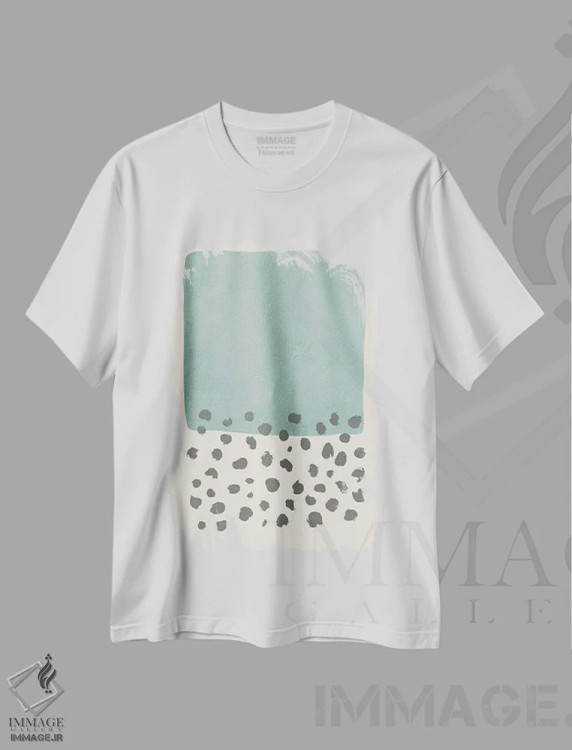 تیشرت سفید طرح دار بلوک سبزآبی روشن و نقطه های خاکستری اثر ام سی دیزاین لب | immage.ir