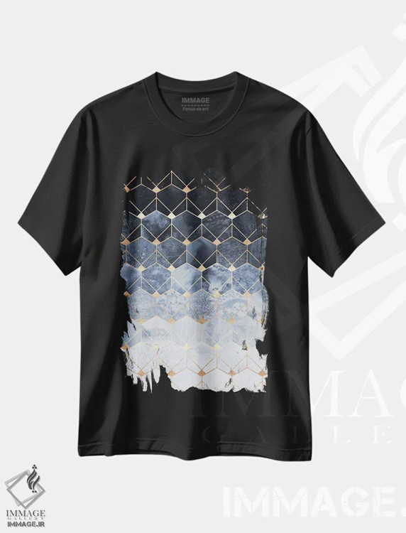 تیشرت مشکی طرح دار شش ضلعی ها و الماس های آبی، آبستره اثر الیزابت فردریکسون | immage.ir