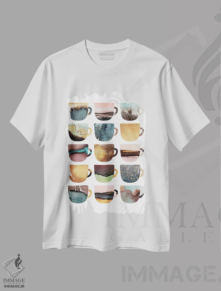 تیشرت سفید طرح دار فنجان های قهوه خاکی، تزئینی اثر الیزابت فردریکسون | فروشگاه ایماژ