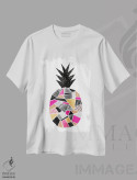 تیشرت سفید طرح دار آناناس زیبا، دکور ساحلی اثر الیزابت فردریکسون | فروشگاه ایماژ