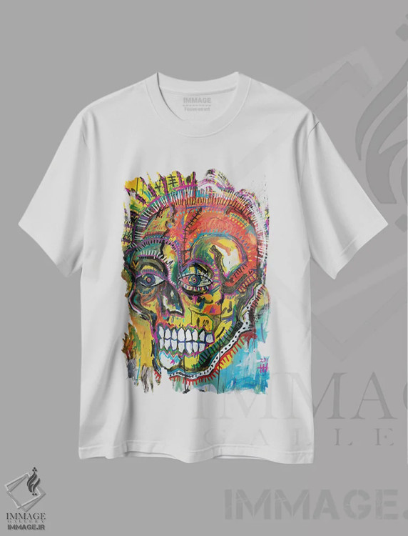 تیشرت سفید طرح دار محض اطلاع، دکوراسیون جایگزین اثر اددی لاو | immage.ir