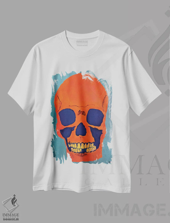 تیشرت سفید طرح دار جمجمهٔ ۱۱، دکوراسیون جایگزین اثر اددی لاو | immage.ir