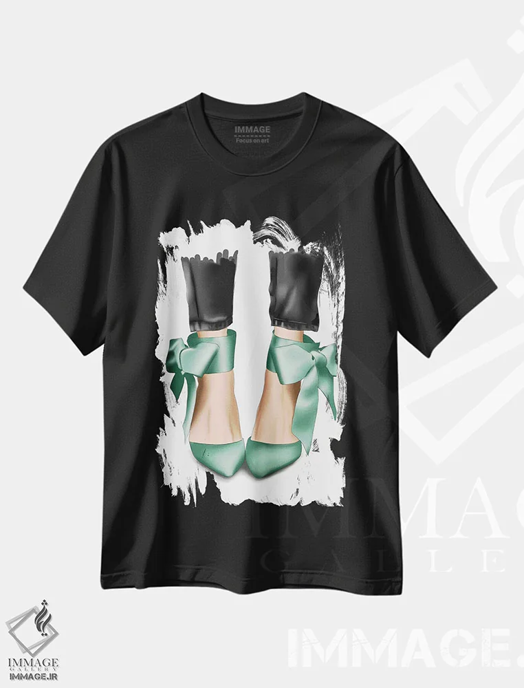 تیشرت مشکی طرح دار "کفش پاشنه بلند با پاپیون نعنایی"، دست نقاشی و طراحی دستی اثر الزا فوچه | فروشگاه ایماژ